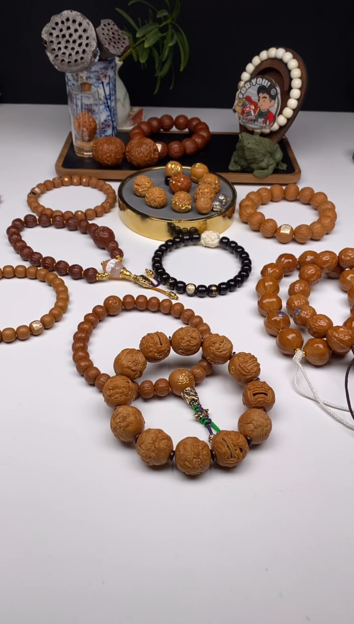 吊坠猴头核桃喜***力雨墨臻至   云锦  109