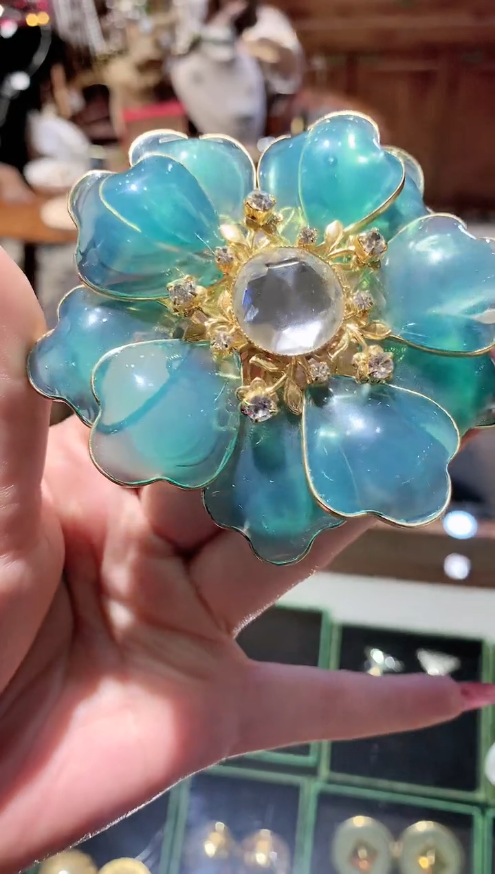 【闪购商品】瓷片楚楚中古珠宝甄选不退换