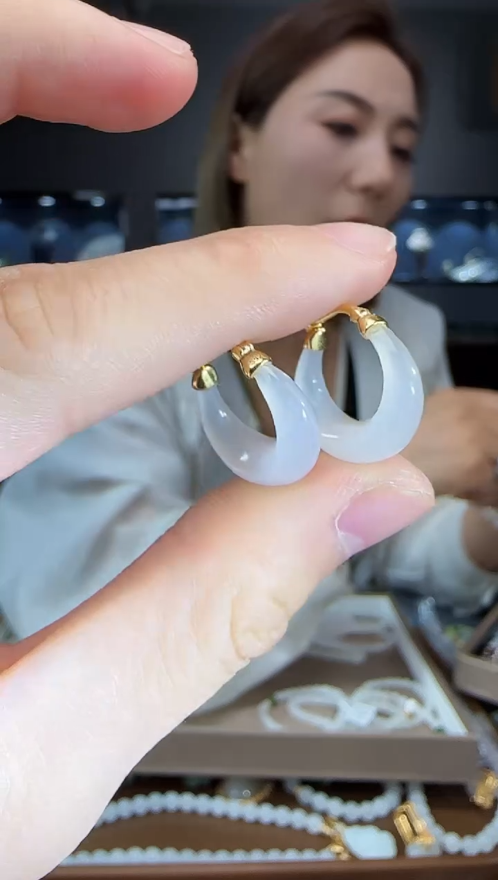 和田玉银S925镶嵌耳饰1