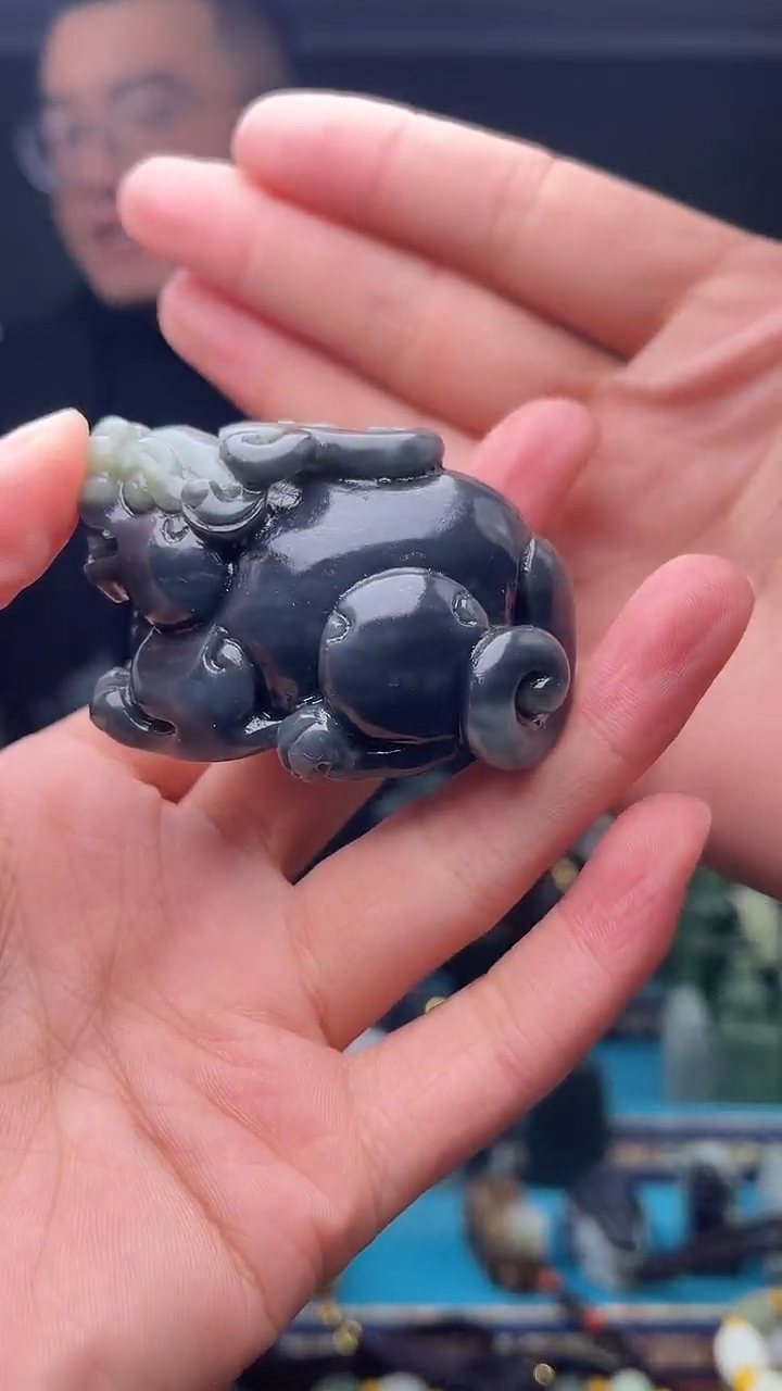 未镶嵌和田玉挂件1