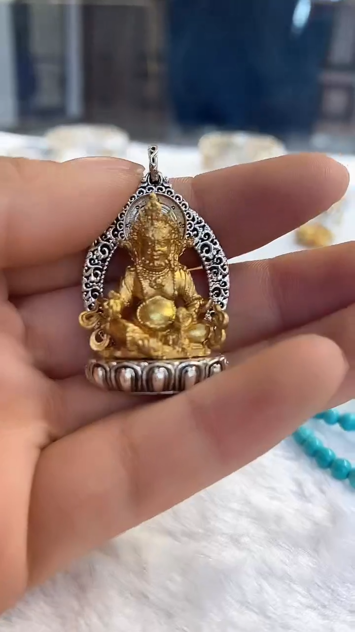 【闪购商品】泥塑黄C-与实物略有差异介意者慎拍