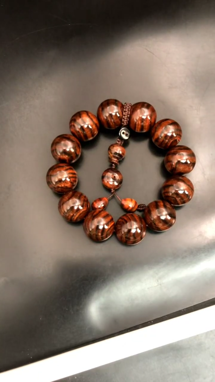 手串/手链黄花梨/降香黄檀海黄东方八所野生紫油梨2.0虎皮纹精串