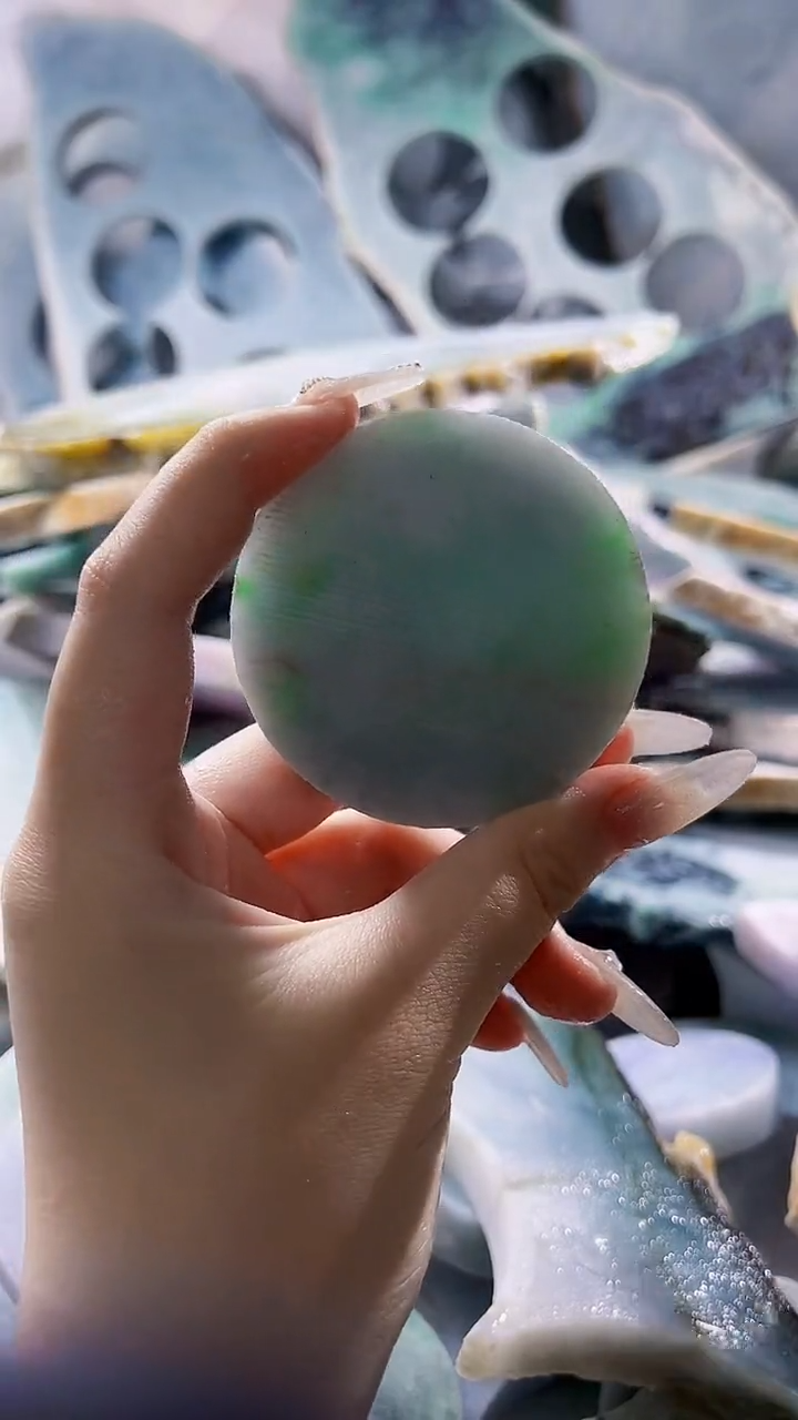 翡翠裸石缅甸翡翠A货晴5689