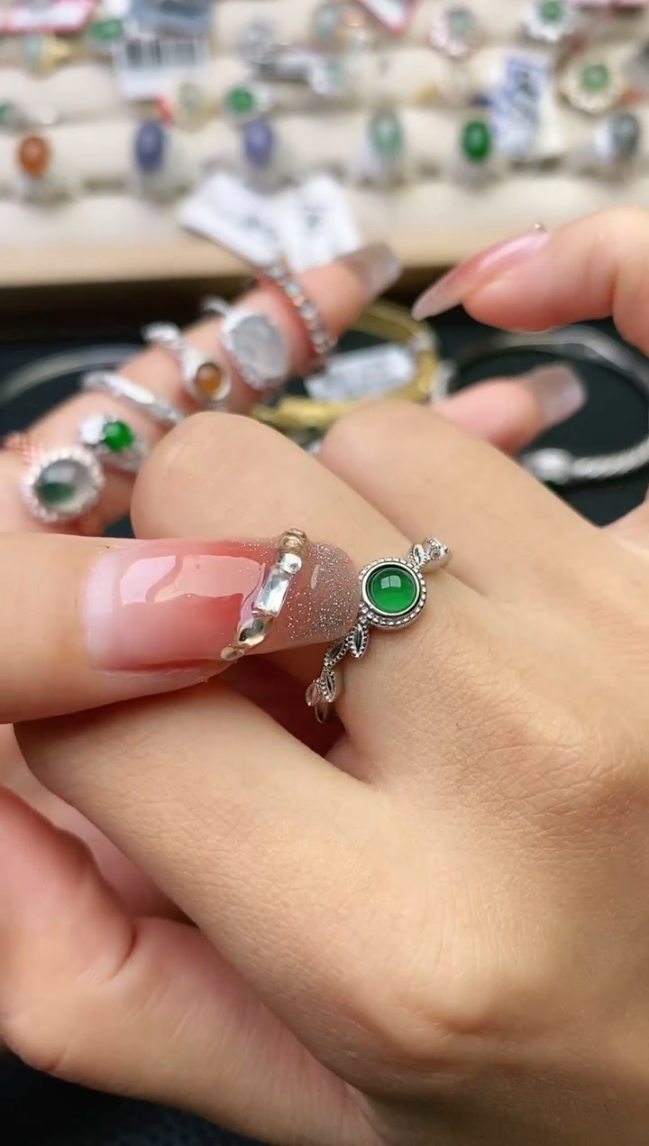 【闪购商品】翡翠戒指银S925镶嵌11111