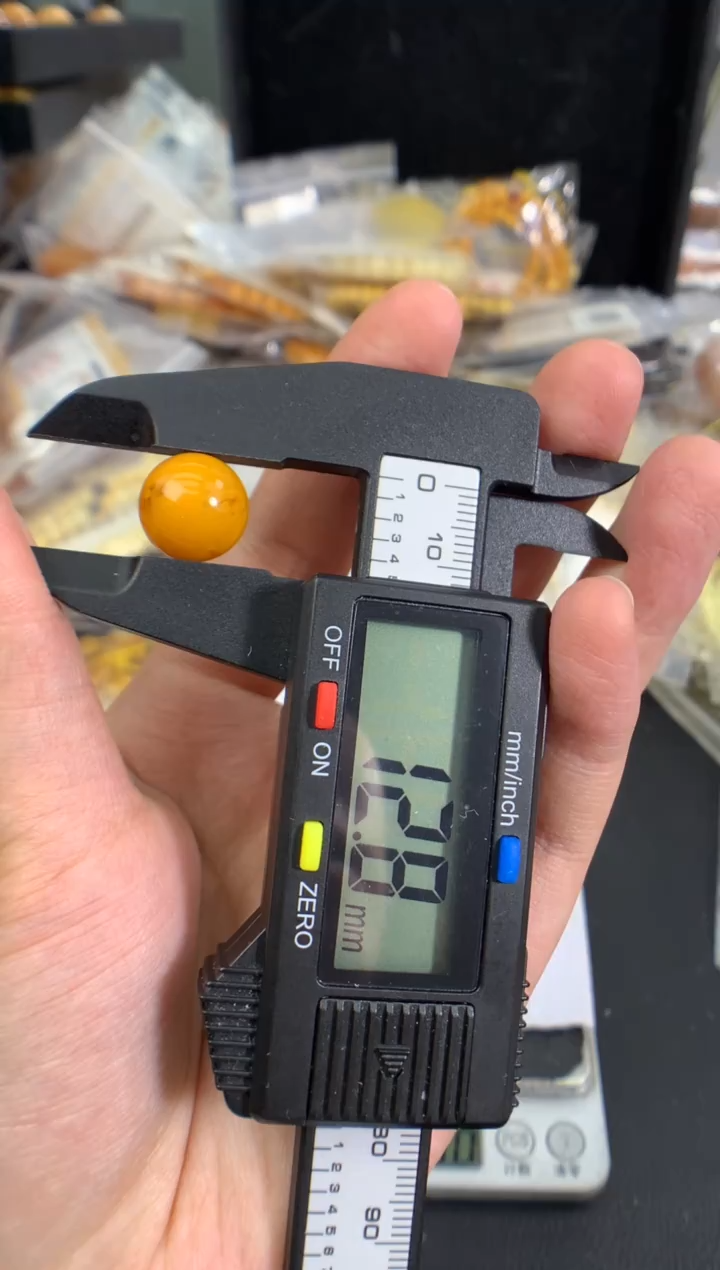 蜜蜡未镶嵌珠宝奇石1