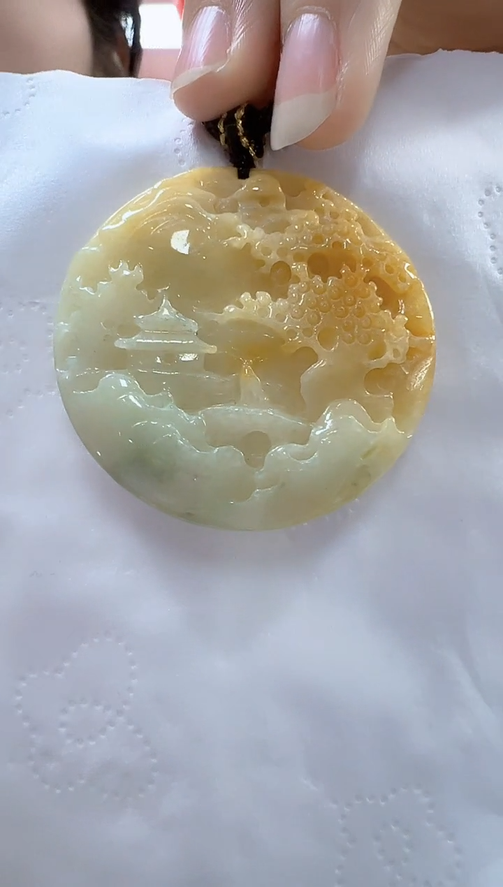 翡翠未镶嵌颈饰孤品山水牌