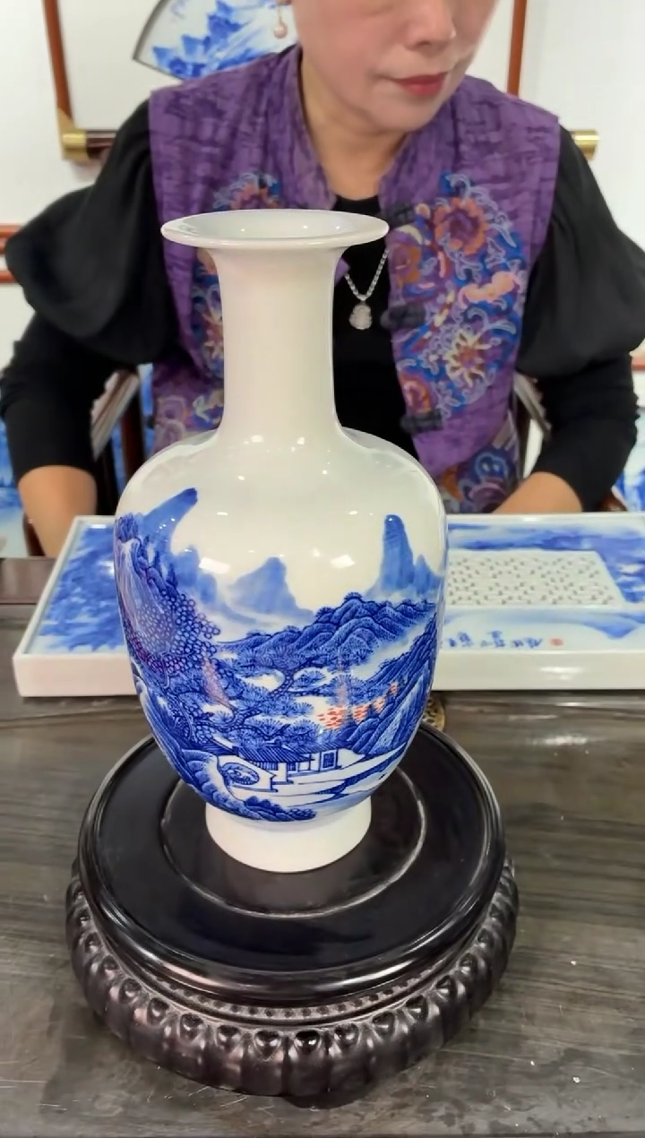                               吴小琴