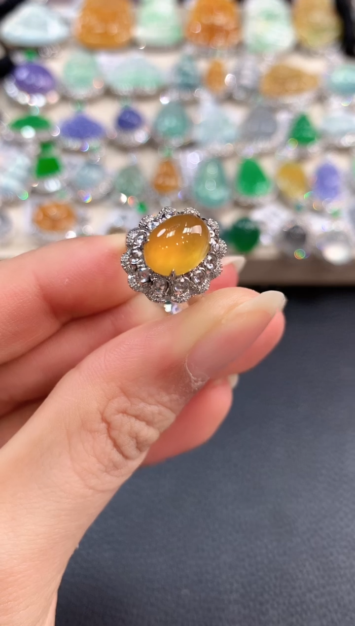 【闪购商品】翡翠戒指18K金镶嵌m39       