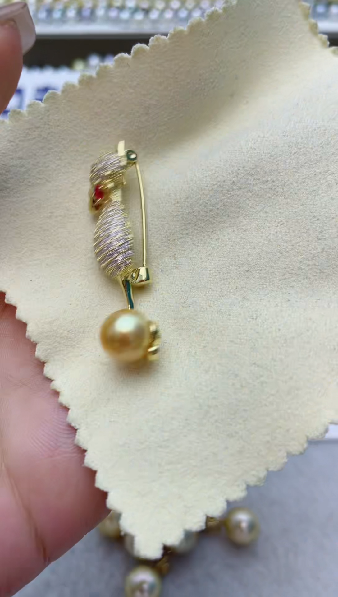 【闪购商品】海水珍珠胸饰未镶嵌A93