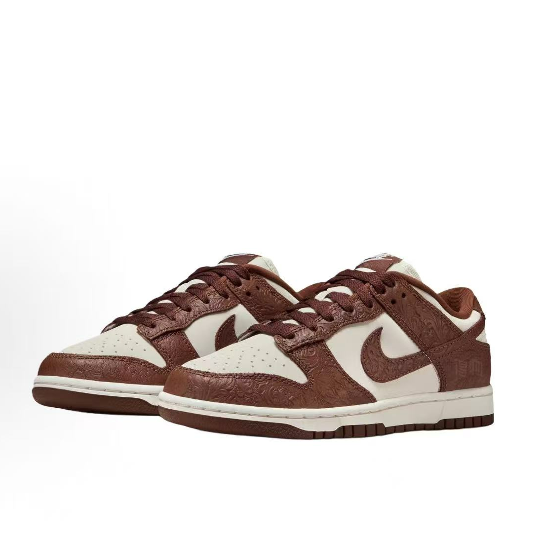 NIKE/耐克官方正品26年马年春季DUNK LOW板鞋女新配色-IF3944-100