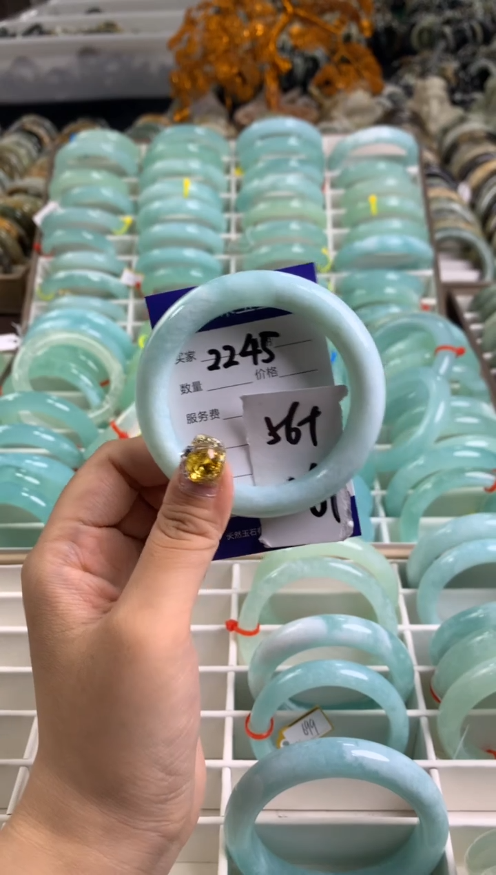 【闪购商品】蛇纹石玉手镯未镶嵌2245