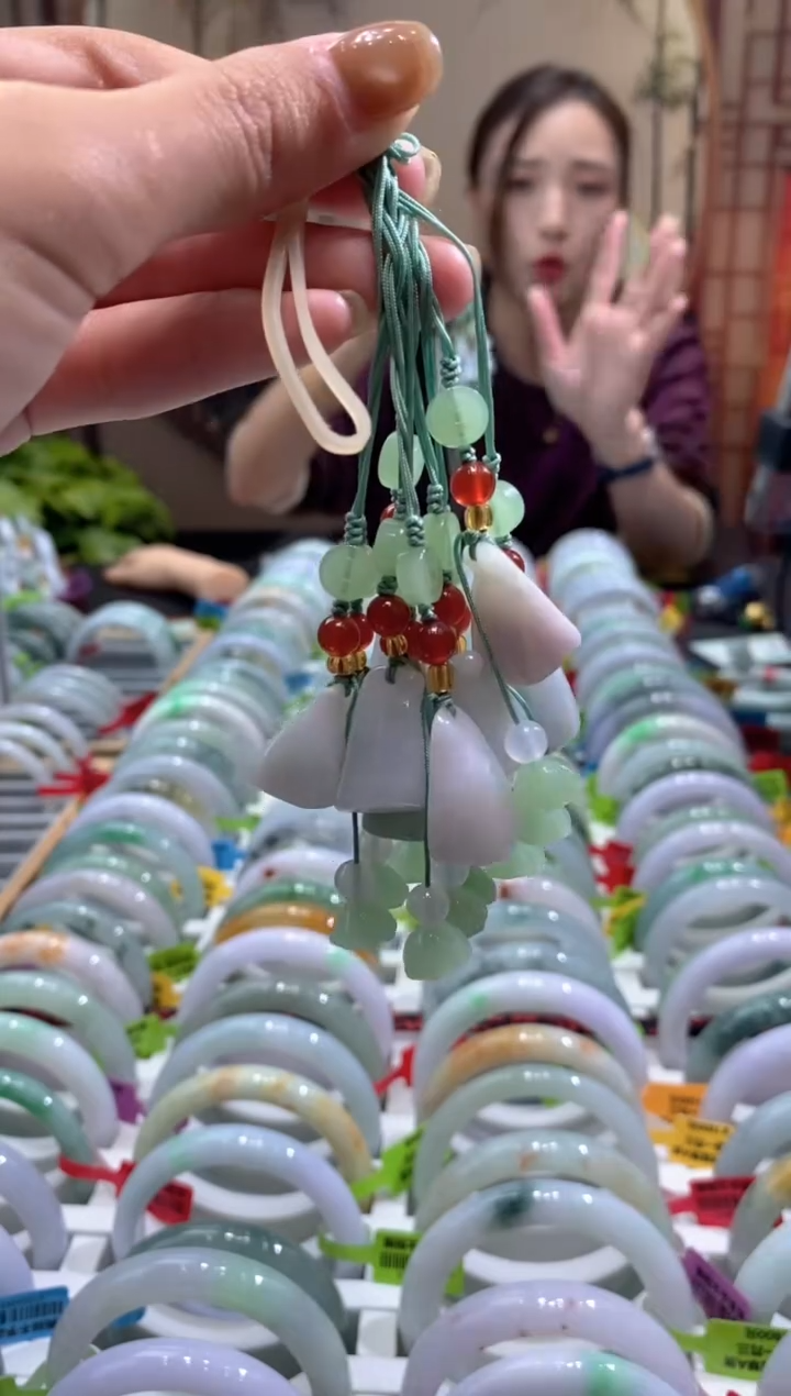 吊坠(不含链)未镶嵌翡翠000077203 多样性发货/