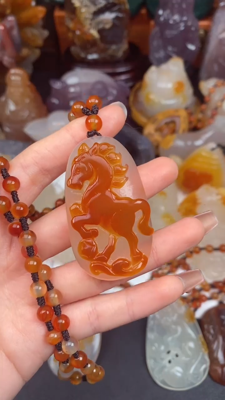 玛瑙/玉髓颈饰未镶嵌雯**宝AA