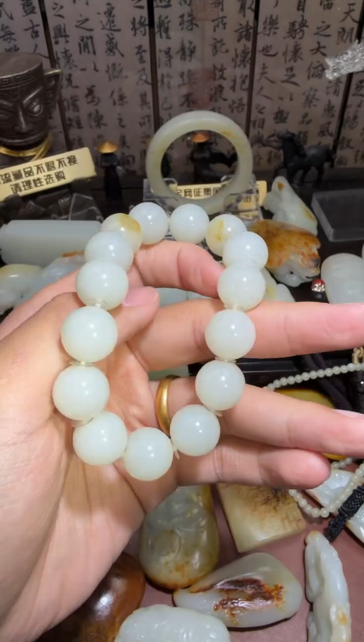 未镶嵌和田玉挂件和田玉