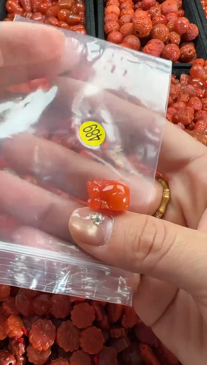 【闪购商品】南红玛瑙颈饰未镶嵌2