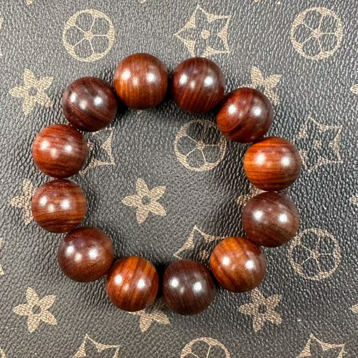 s1582花梨木手串单圈【无礼盒】