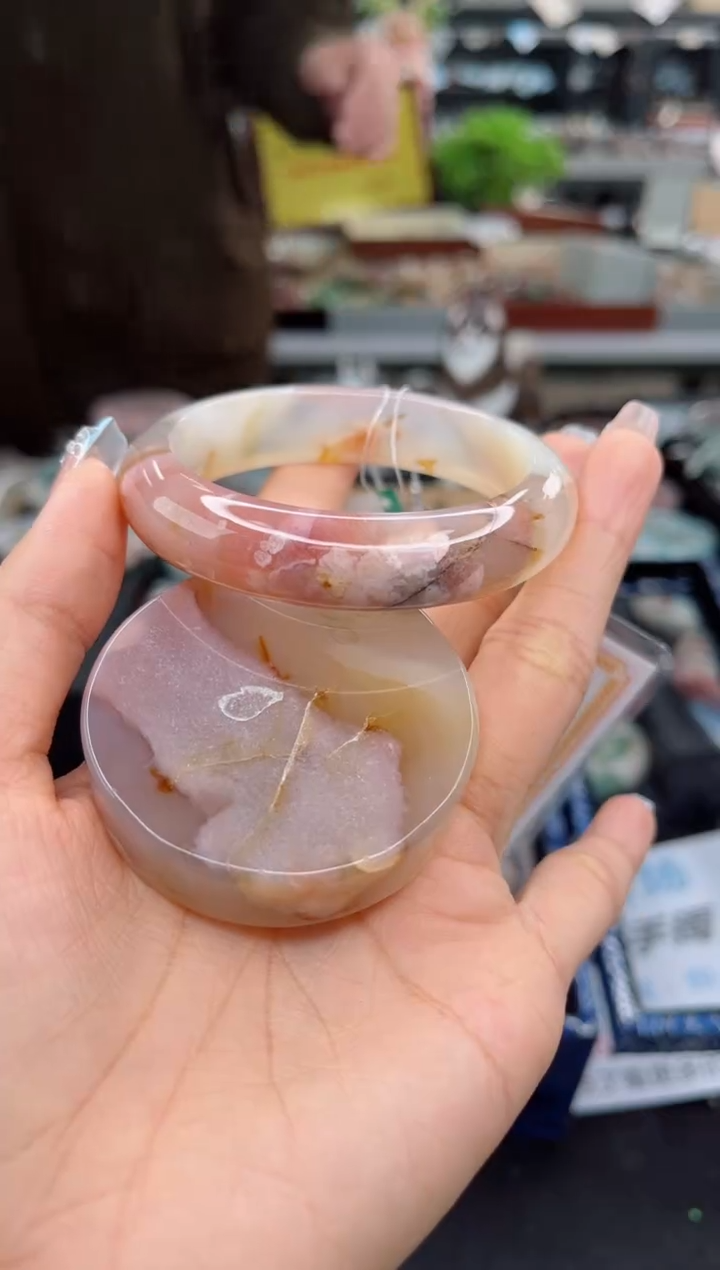 【闪购商品】石英质玉手镯未镶嵌55圈口（赠品镯心）3567253