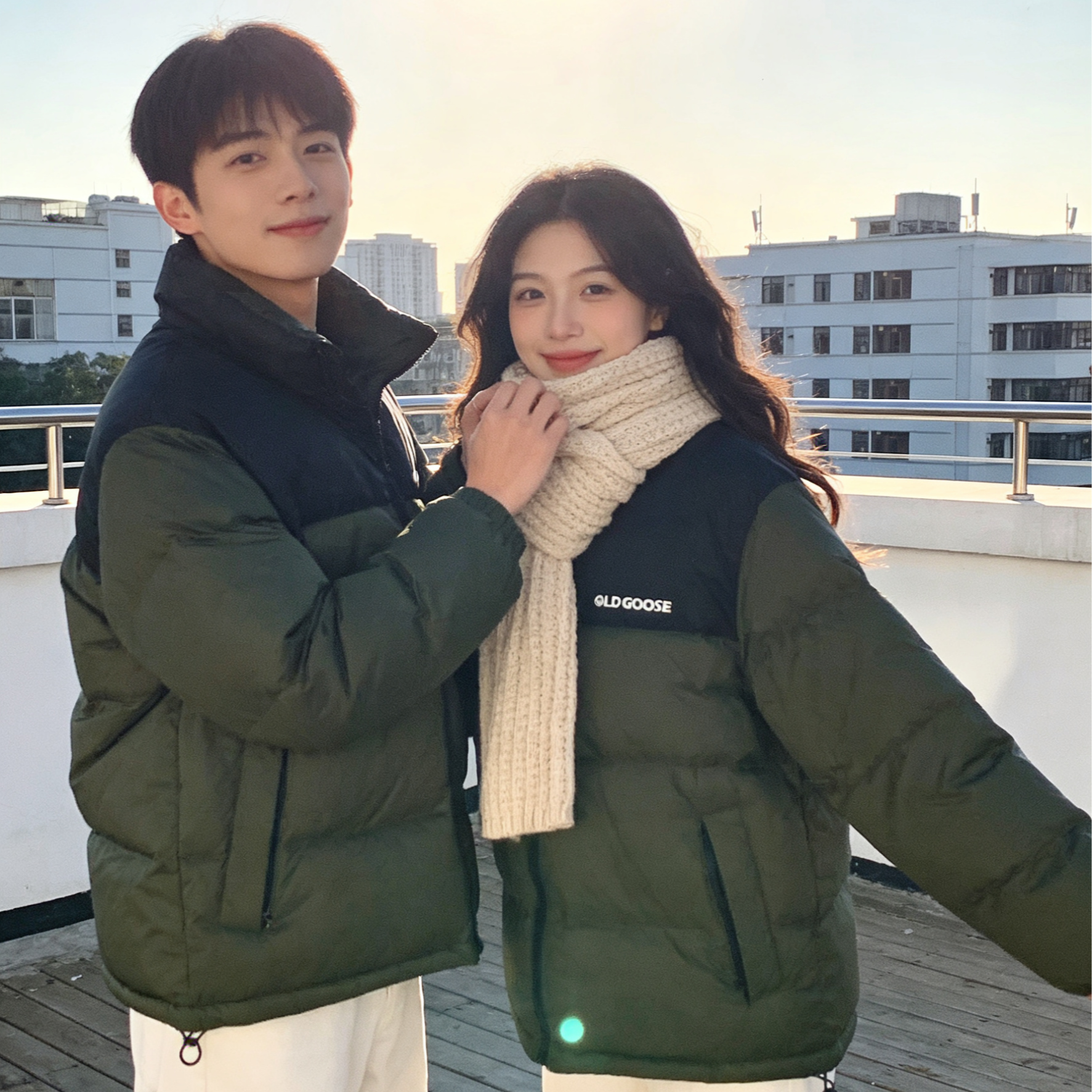 男女同款~情侣短款长袖立领设计感常规款保暖拼接纯色10056