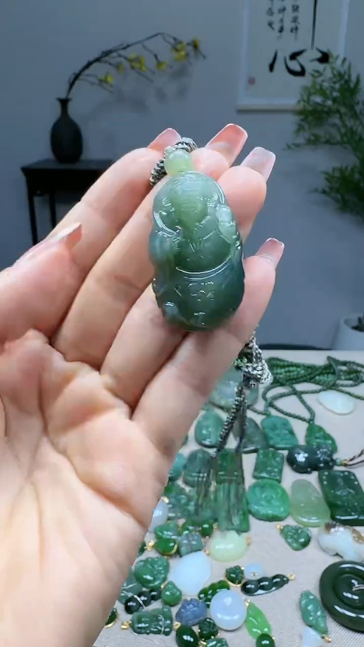 未镶嵌和田玉挂件1