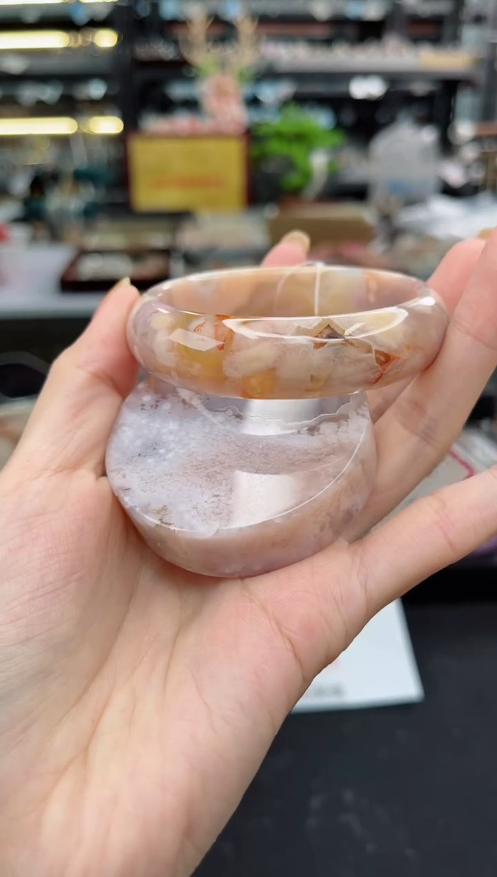 【闪购商品】石英质玉手镯未镶嵌56圈口（赠品镯心）3503754