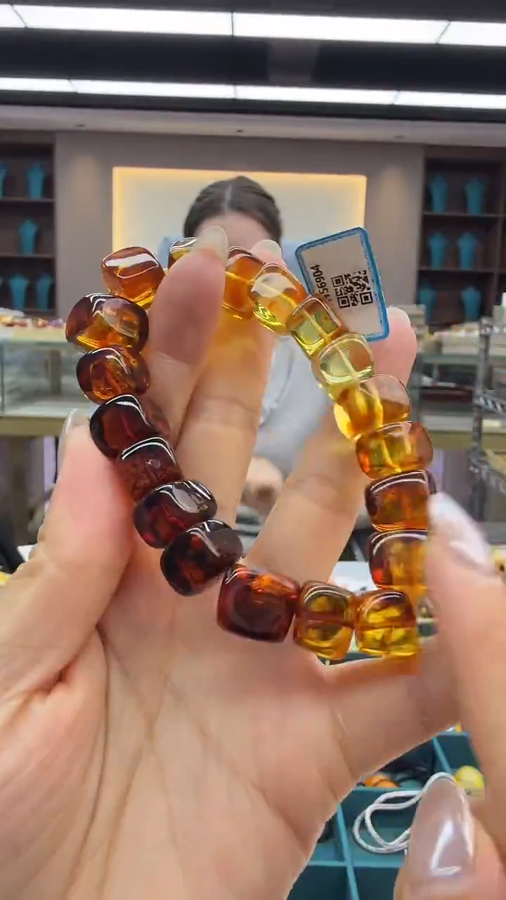 手链琥珀未镶嵌76秒拍号 假一罚三 