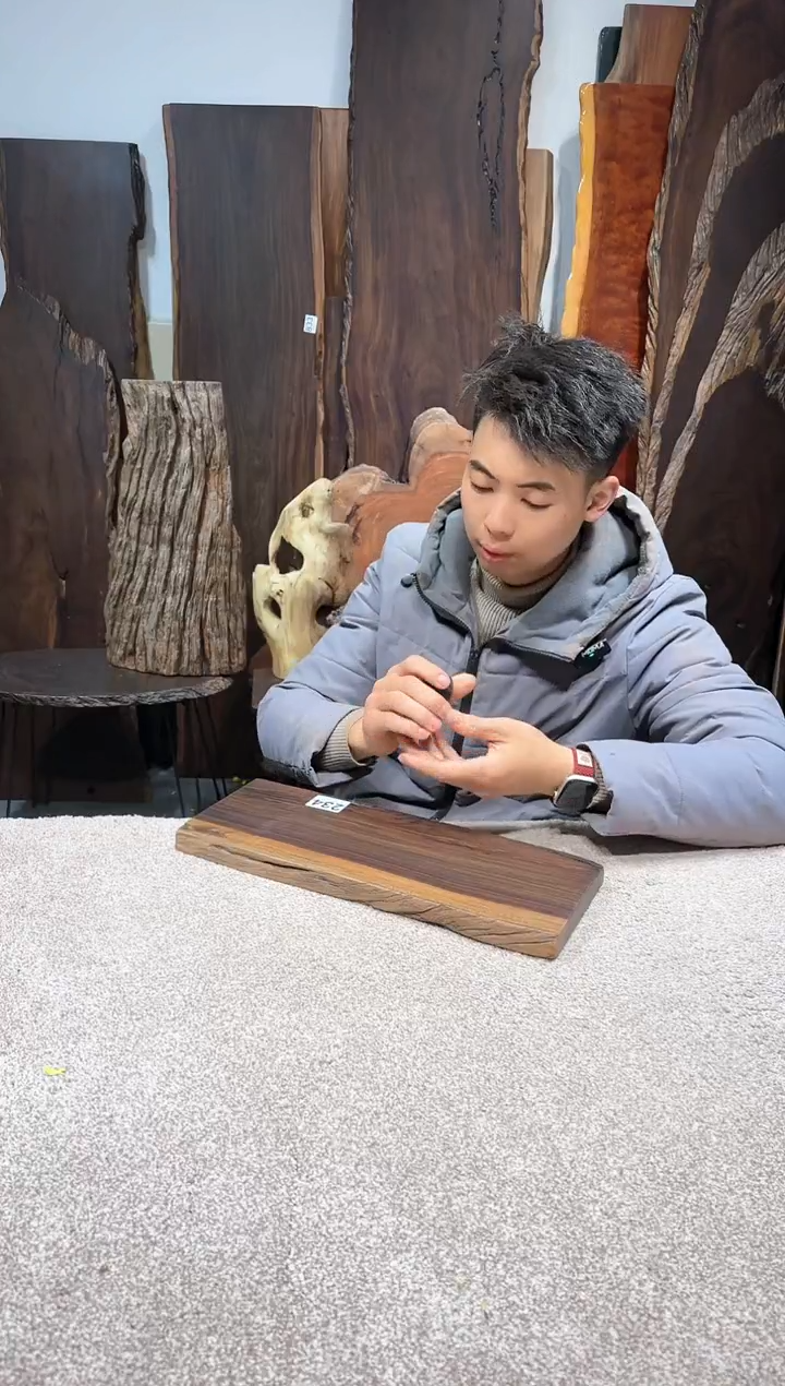 【闪购商品】风车木（黑檀木）编号234