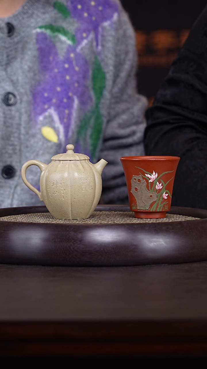 【闪购商品】紫砂茶壶马晨4-40 白玉段筋纹宫灯180c