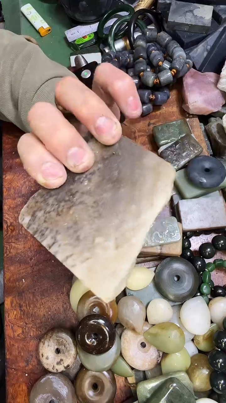 未镶嵌和田玉珠宝半成品1