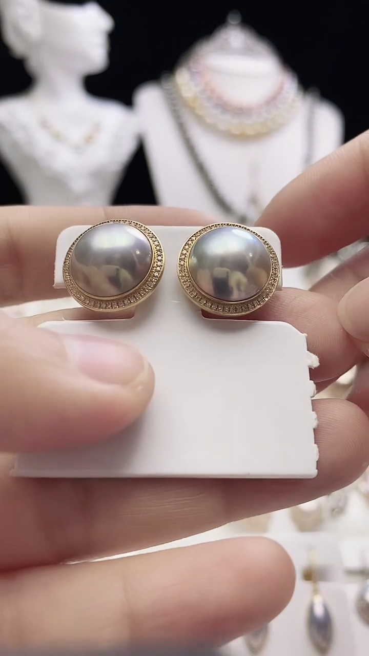 【闪购商品】拼合珍珠（马贝珠）耳钉18K金镶嵌海水马贝耳钉