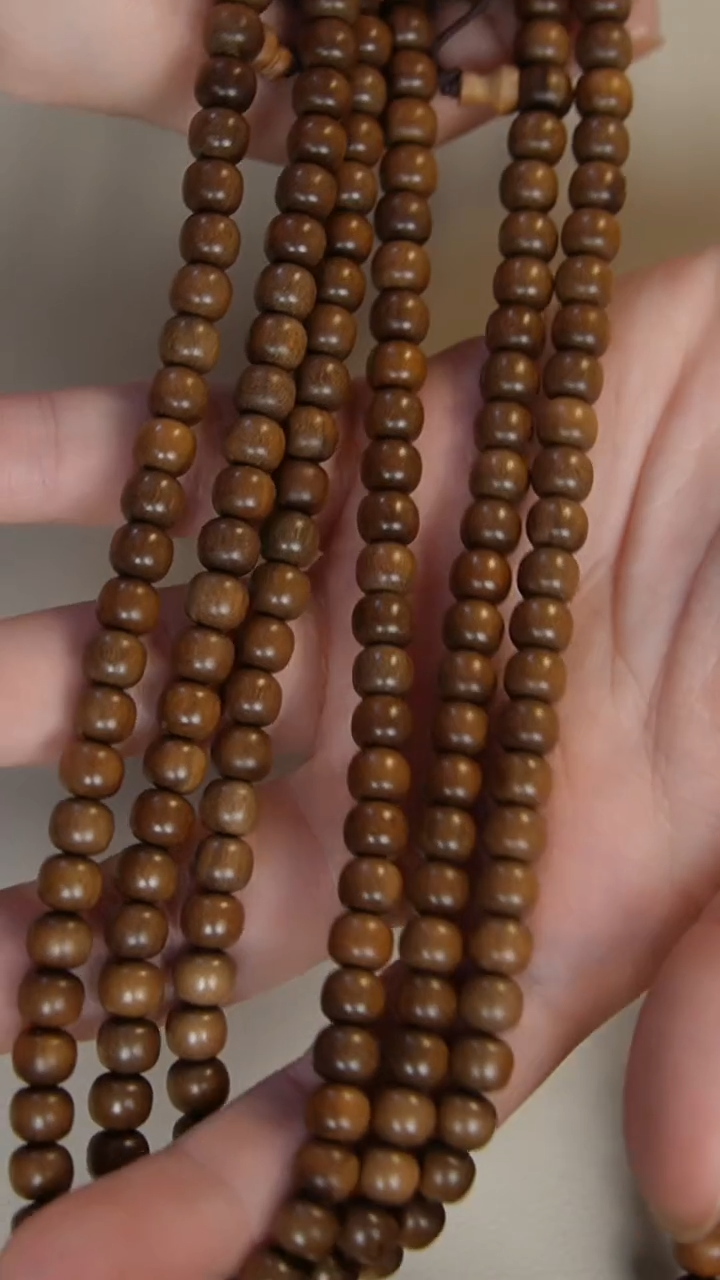 【闪购商品】檀香木手串/手链半阴沉老山檀6*7多圈108颗