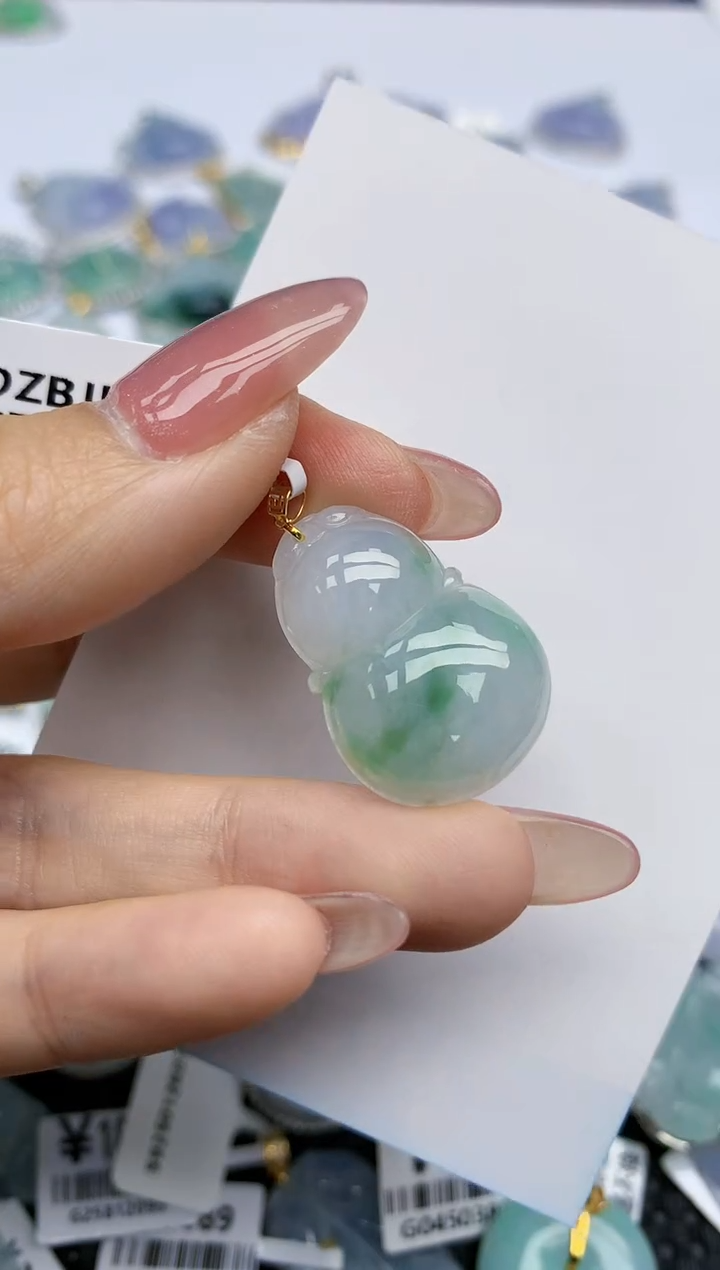 【闪购商品】翡翠挂件18K金镶嵌天然翡翠A货