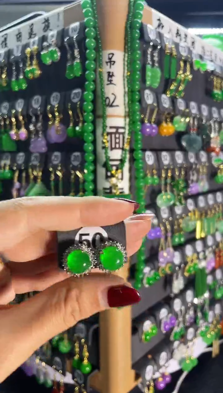 【闪购商品】翡翠耳饰银S925镶嵌50..