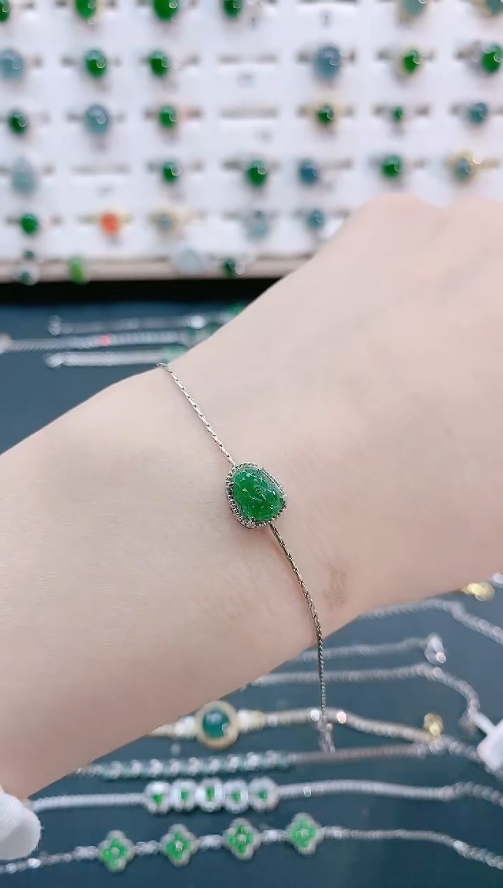 【闪购商品】翡翠手链银S925镶嵌天然翡翠