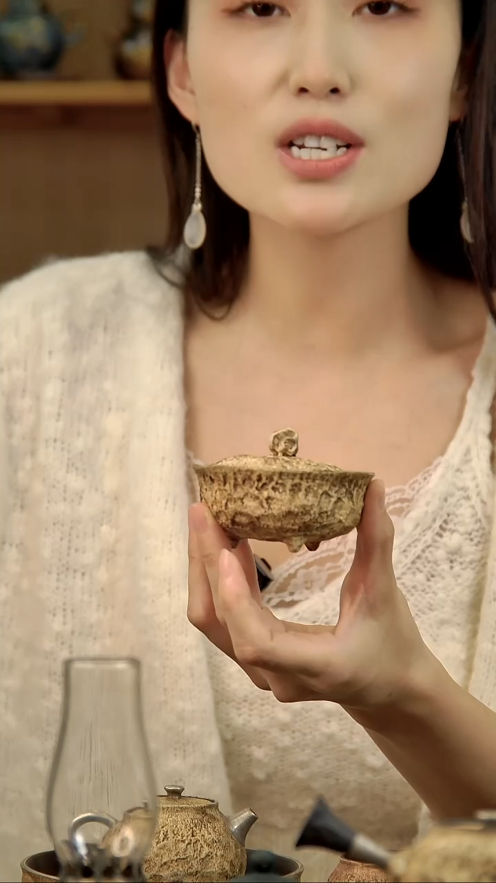 言野手作 粉引仿古三足盖碗