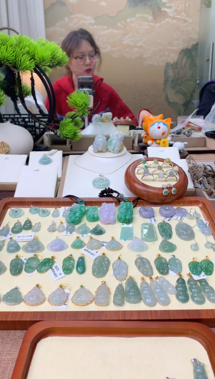 【闪购商品】翡翠颈饰银S925镶嵌天然A货翡翠挂件 