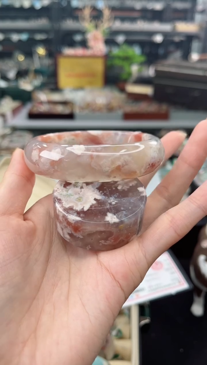 【闪购商品】石英质玉手镯未镶嵌63圈口（赠品镯心）S941503