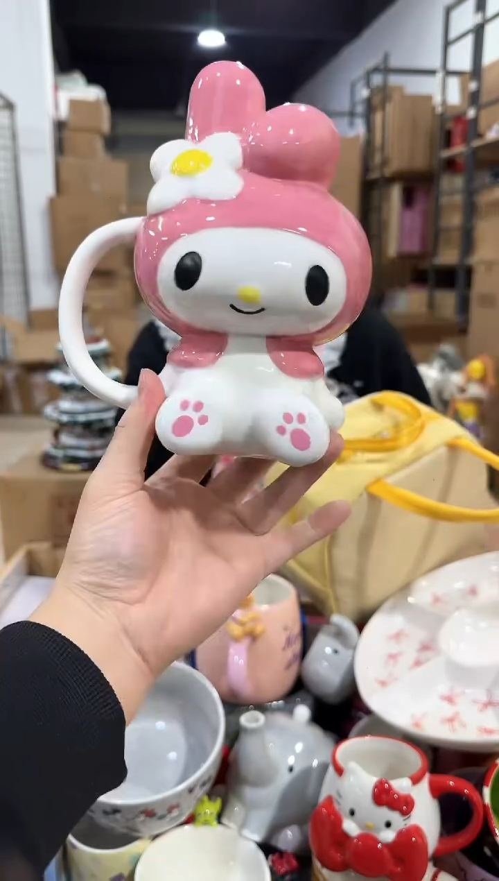 瓷片美乐蒂全身杯