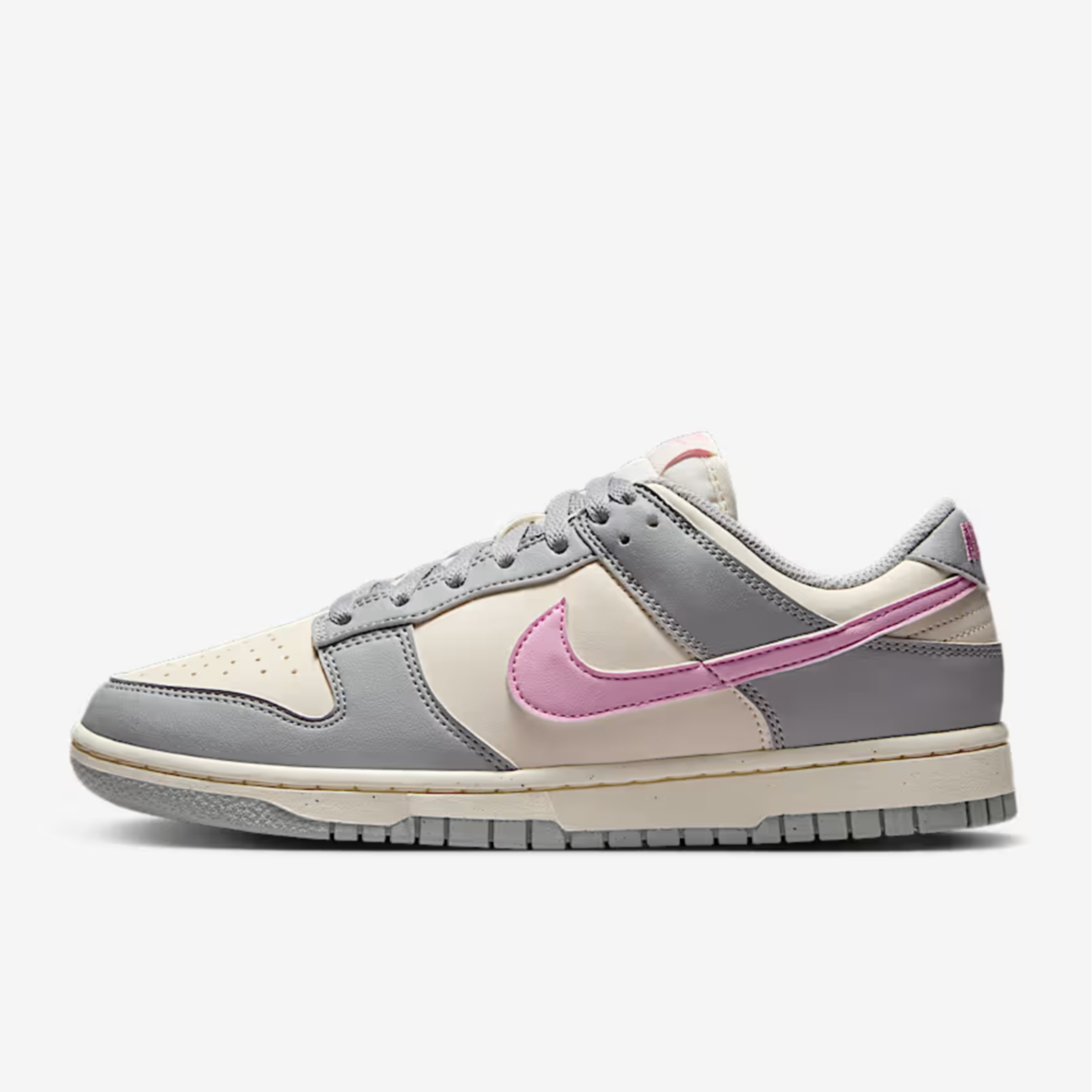 NIKE/耐克女子Dunk  甜美浅烟灰低帮复古潮流休闲板鞋DD1873002