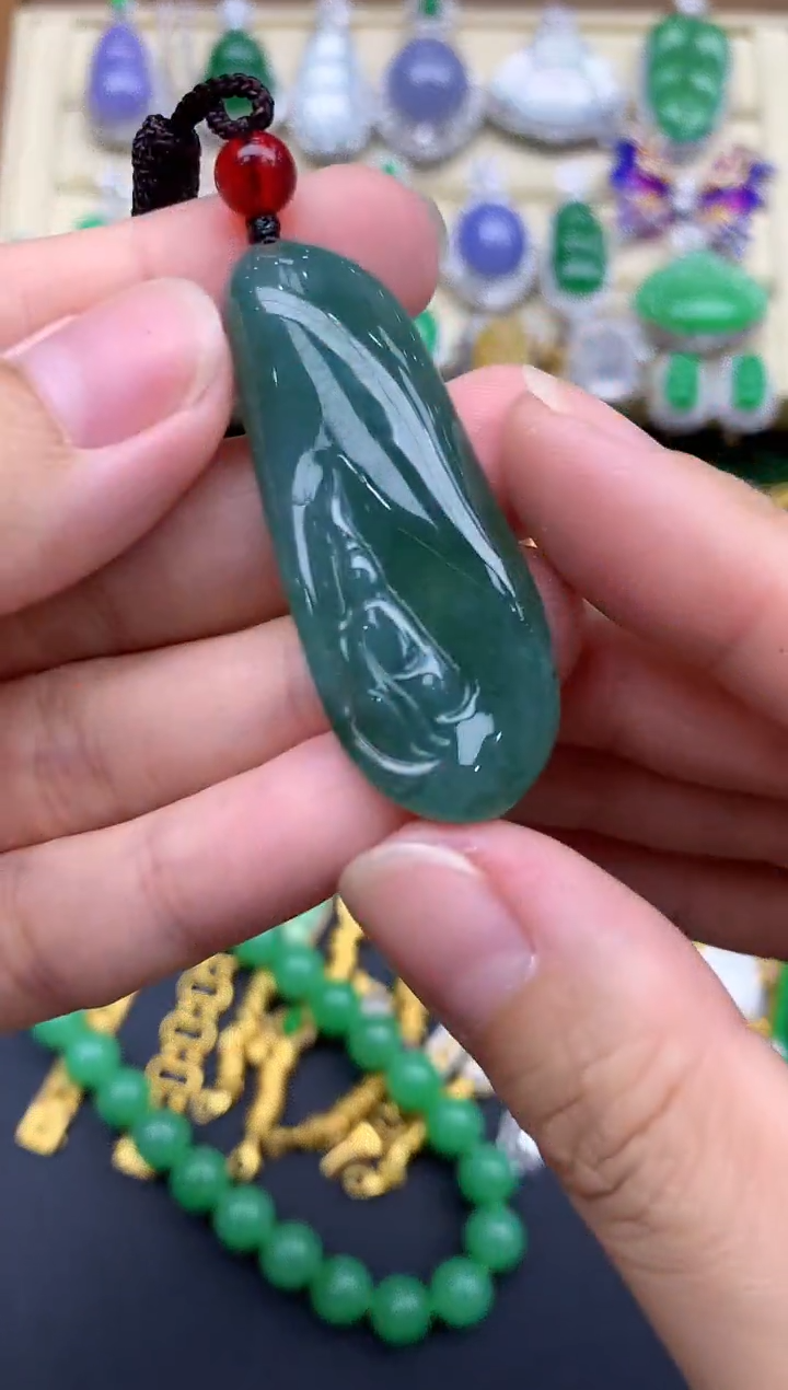 翡翠未镶嵌颈饰34-春日珠宝