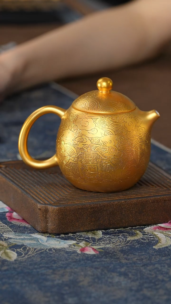 【鎏金鱼跃龙门龙蛋壶】【13西泠礼盒】