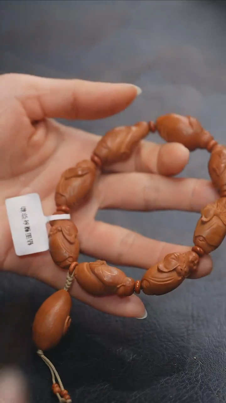 【闪购商品】橄榄核吊坠橄榄核