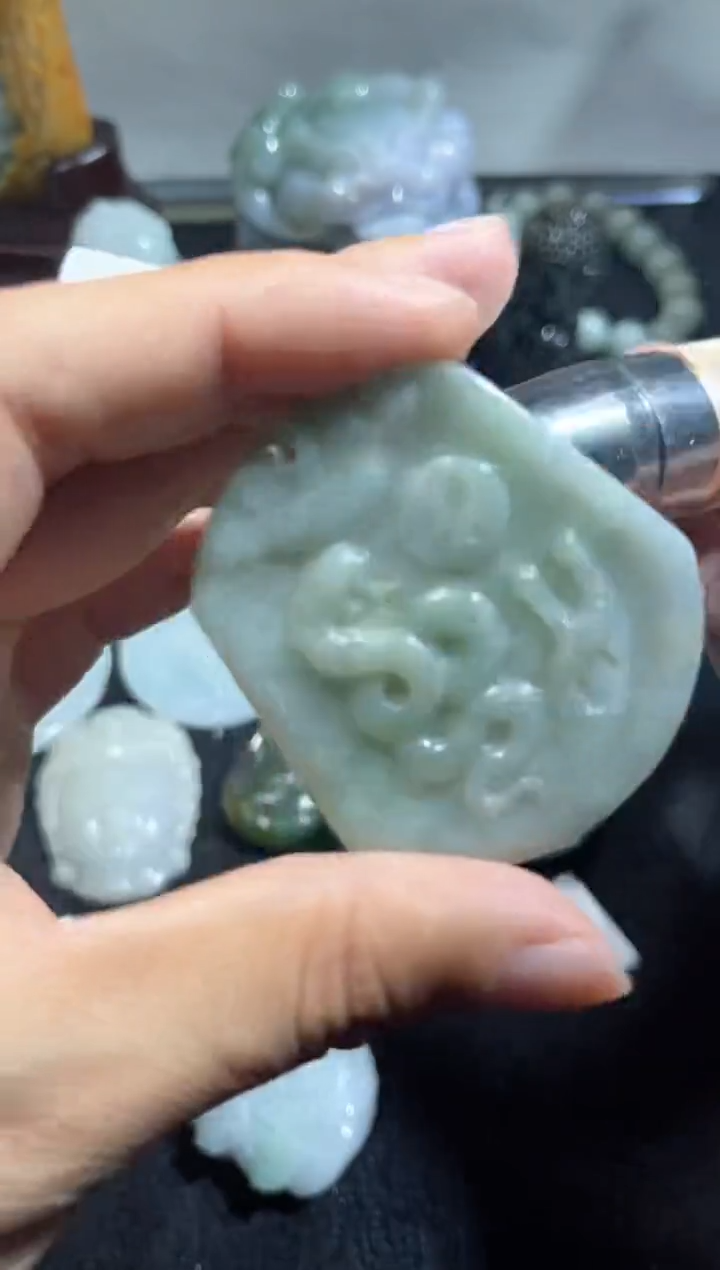 【闪购商品】翡翠颈饰未镶嵌00000161