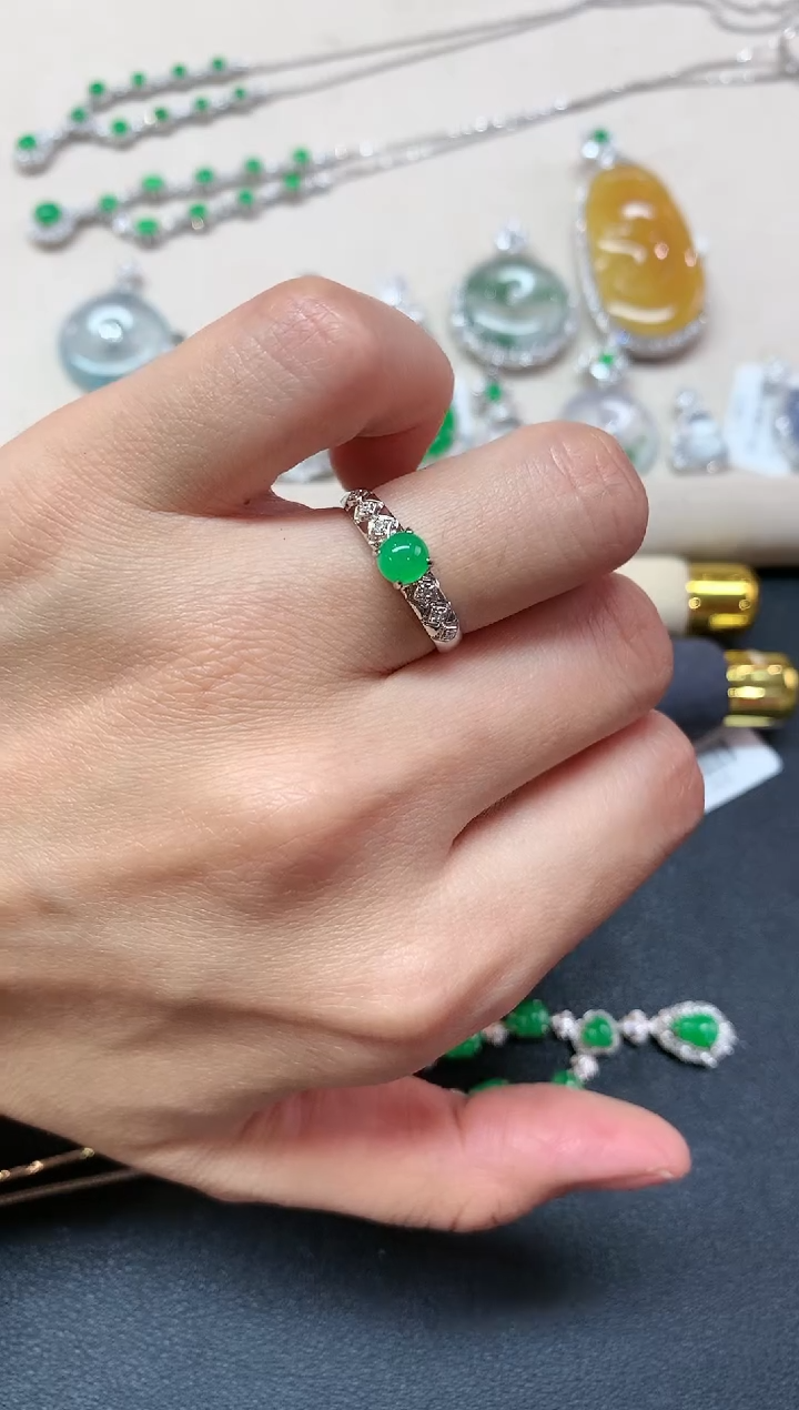 【闪购商品】翡翠戒指18K金镶嵌Q76|4800