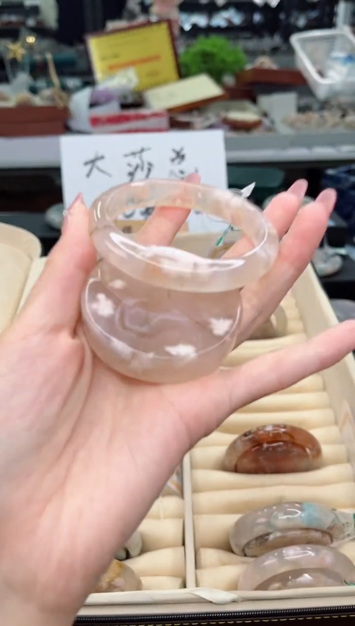 石英质玉未镶嵌手镯58圈口（赠品镯心）6379101