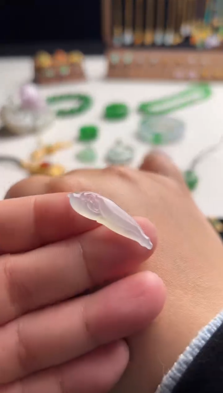 【闪购商品】定制翡翠未镶嵌480玉兰花