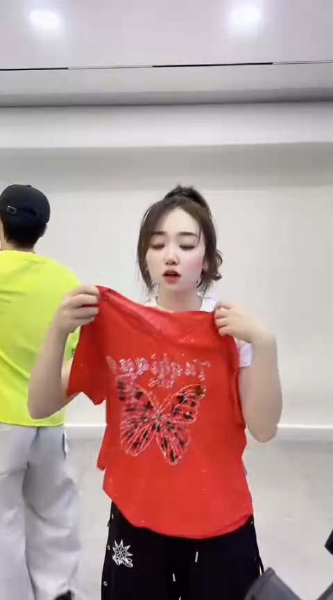 闪电购精品女装35 M