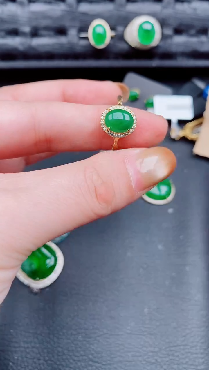 【闪购商品】翡翠戒指银S925镶嵌天然a货翡翠708