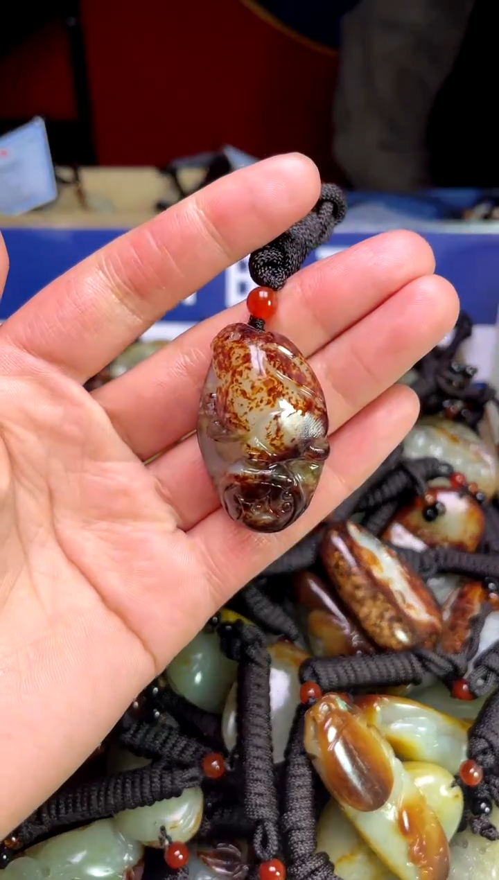 【闪购商品】和田玉颈饰未镶嵌1