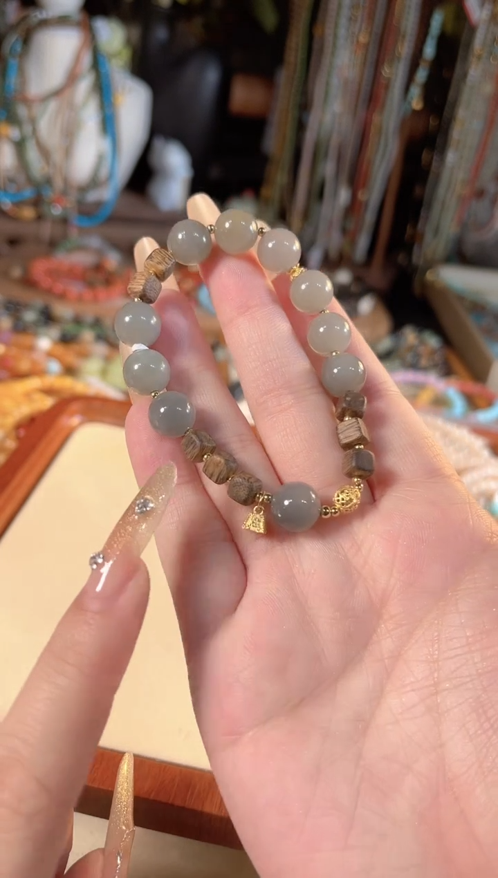 【闪购商品】和田玉手链未镶嵌多样性发货其一