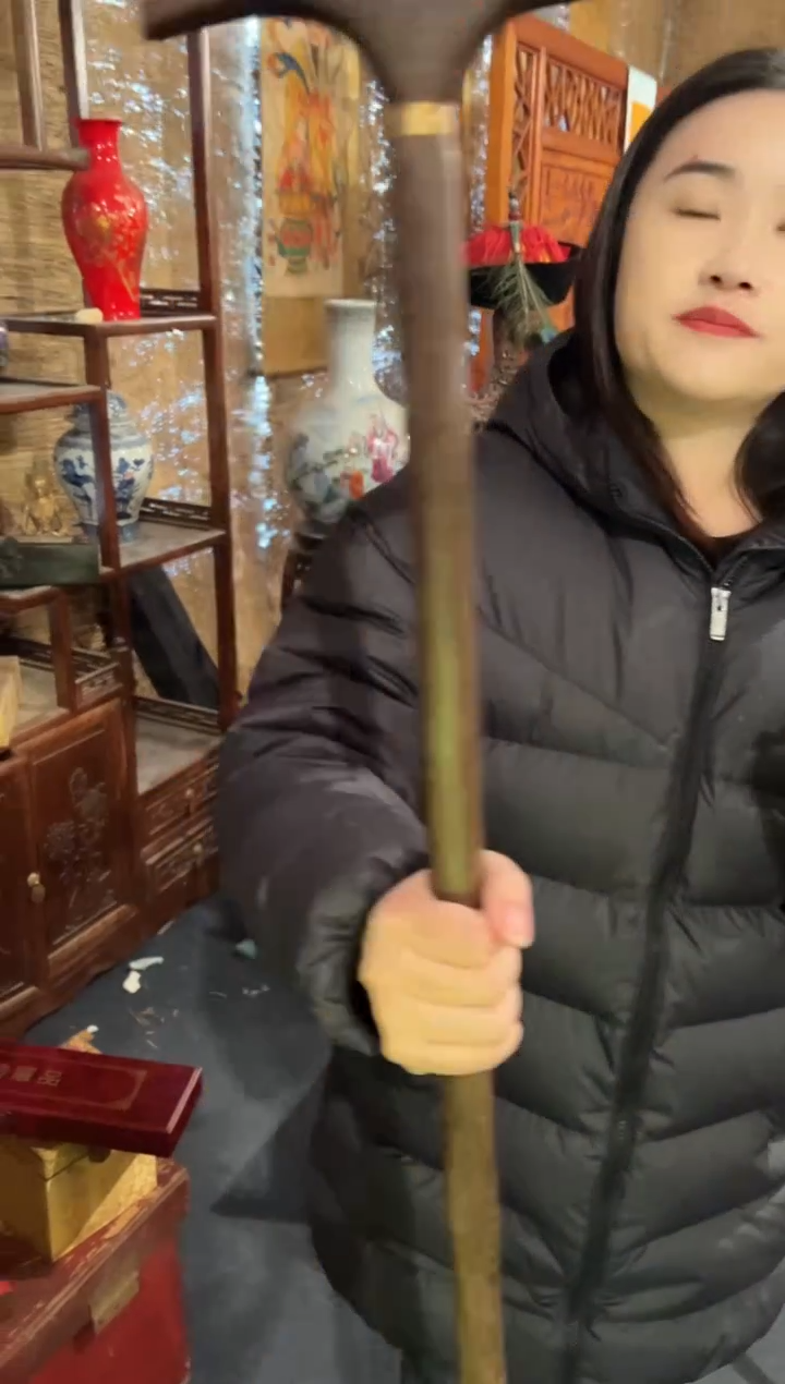 木一一一一一一鸡手杖